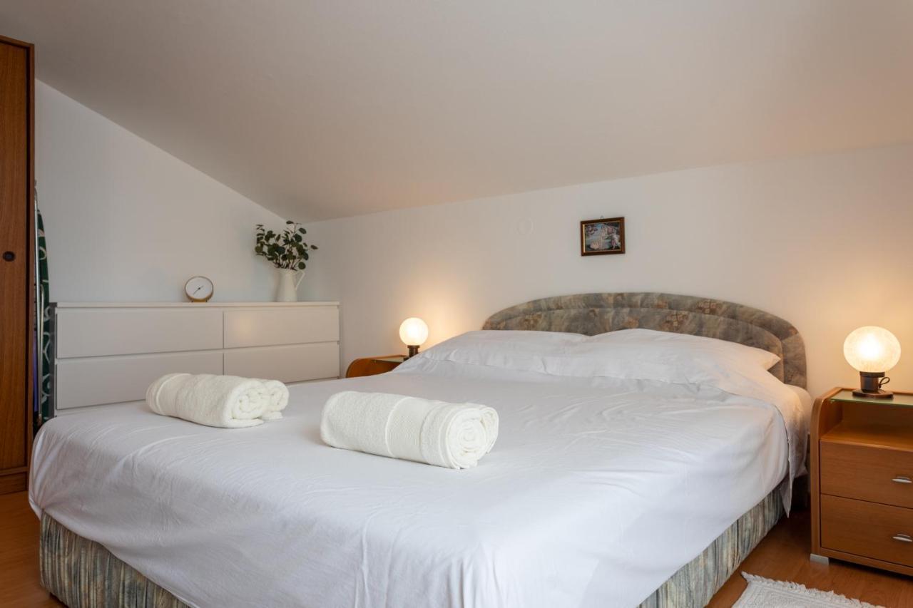 Apartment Tereza Malinska Eksteriør billede